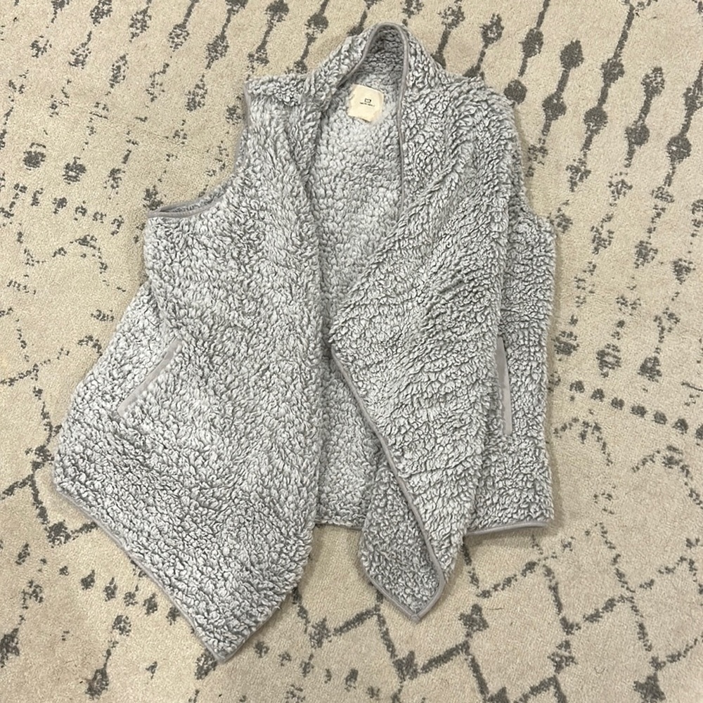 Women’s Sherpa vest